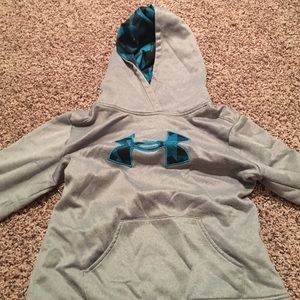 Under armour sweatshirt