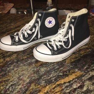 Black Converse all star men's 6.5 women's 8.5