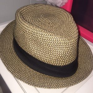 Straw fedora
