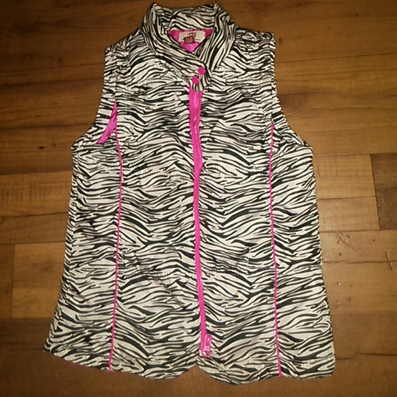 Zebra print Vest - Picture 1 of 3