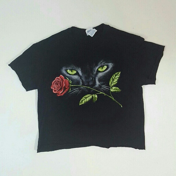 Vintage Tops - Cat rose black cropped tee Small tshirt crop top