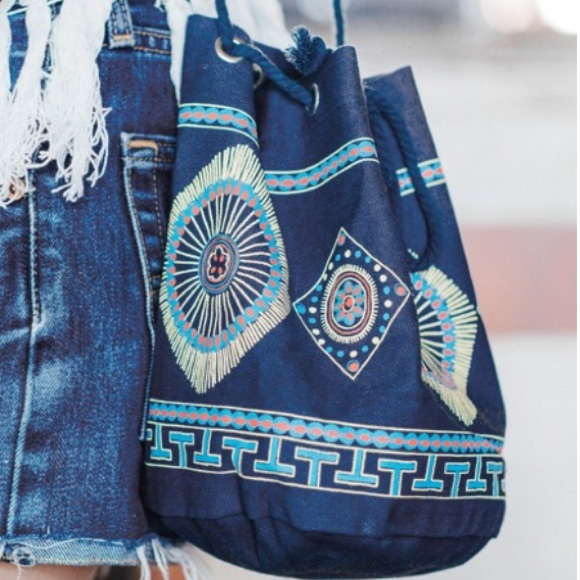 FLASH SALE! 20% OFF Antik Batik purse