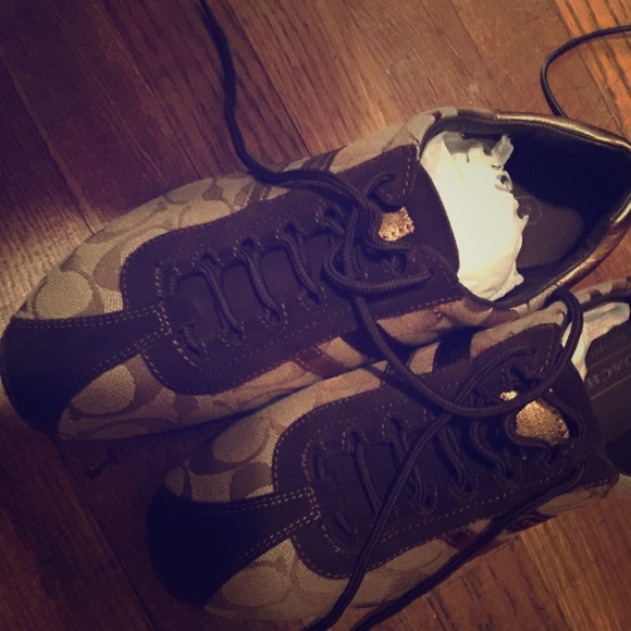 Coach tennis shoes