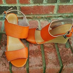 Old Navy Cognac Wedge