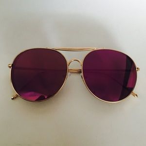 Modern metal aviator sunnies