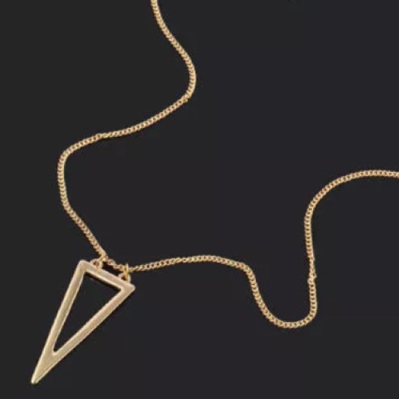 Gold triangle necklace - Picture 2 of 5