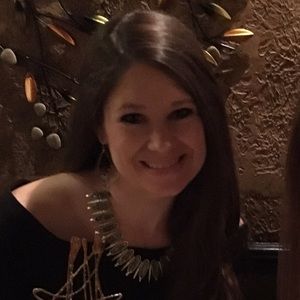 Meet your Posher, Alicia