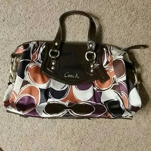 **REDUCED** Coach Signature handbag