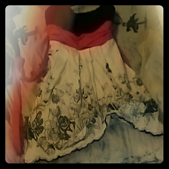 Homecoming dress - Picture 1 of 1