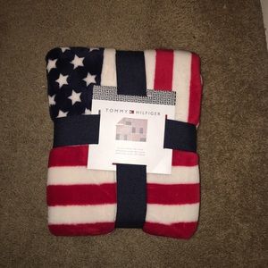 Tommy Hilfiger blanket!!