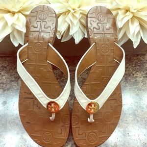 SOLD!!! Tory Burch-White and Tan Thora