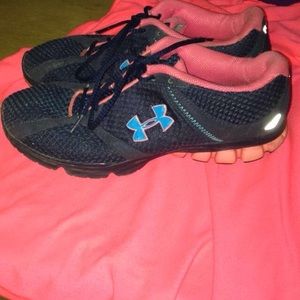 Under armour tennis shoes
