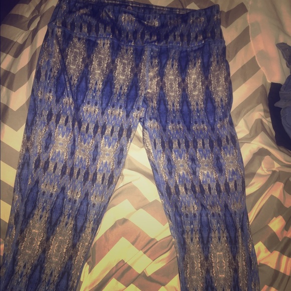 Capri length yoga pants