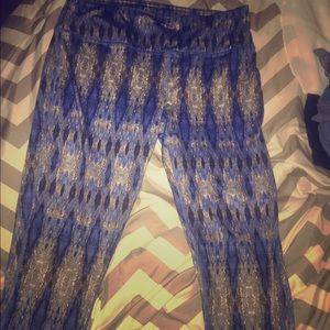 Capri length yoga pants