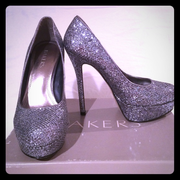 Bakers Platform heels - Picture 1 of 4