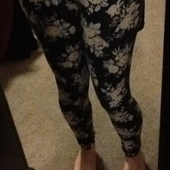 Floral leggings