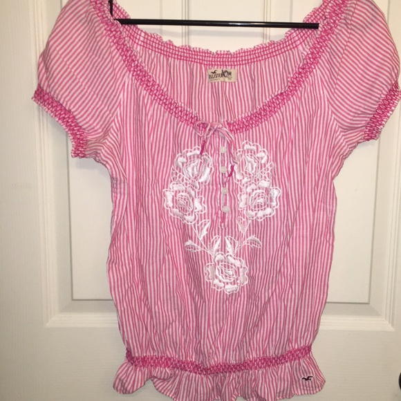Sweet Hollister Peasant Top