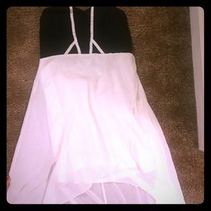 Strapless back and white hi-lo dress