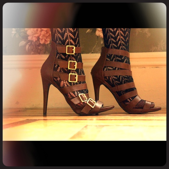 Brown Strapped & Buckled Heels