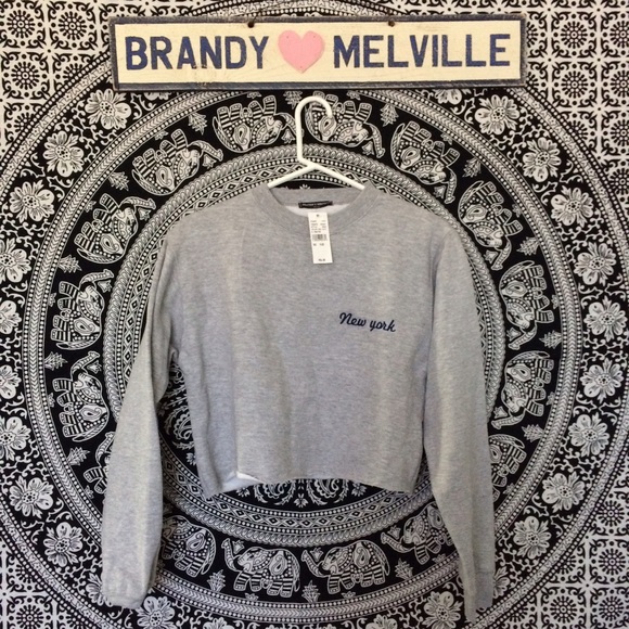 Brandy Melville BNWT Brandy Melville New York Nancy Sweatshirt from