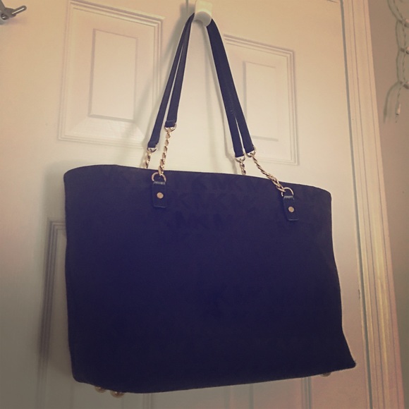 AUTHENTIC Black Gold Michael Kors Bag Purse Tote