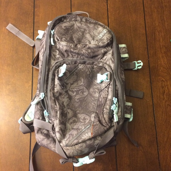 Dakine Handbags - Dakine helipro backpack