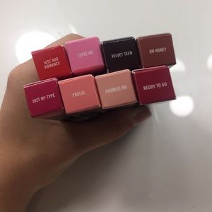 AUTHENTIC MAC COSMETICS LIPSTICK BUNDLE