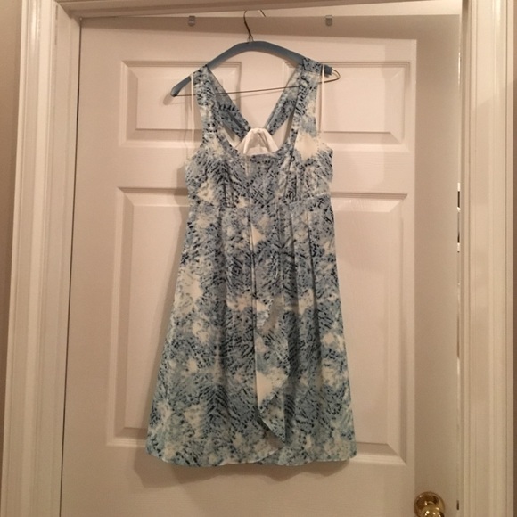 Jessica Simpson dress