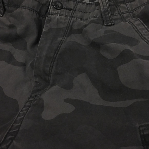 Camo Arizona Shorts - Picture 3 of 3