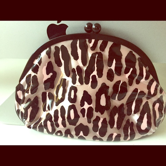 🔹l goldwyn MAC change purse🔹