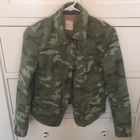 GAP Jackets & Blazers - Gap utility jacket