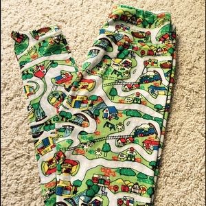 Lularoe ROAD leggings