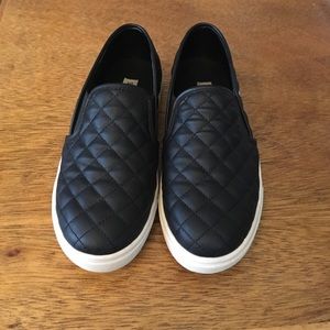 Steve Madden Ecentrcq slip on shoe