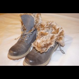 Grey fur timberland boots