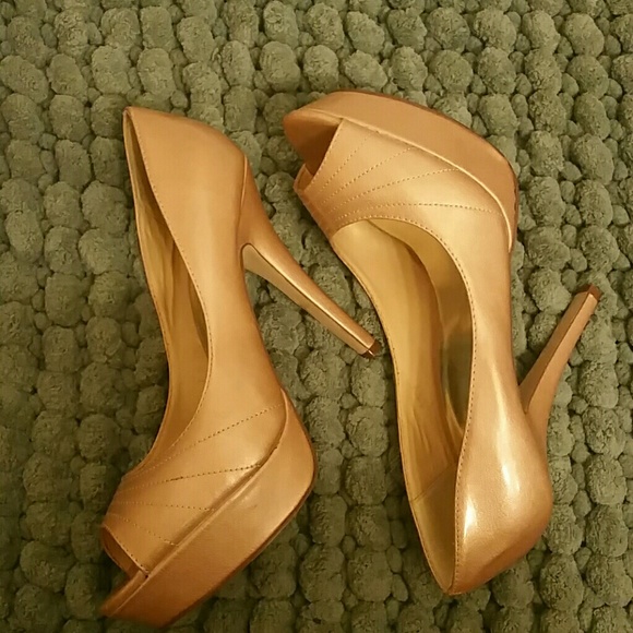 Pump - Picture 2 of 3