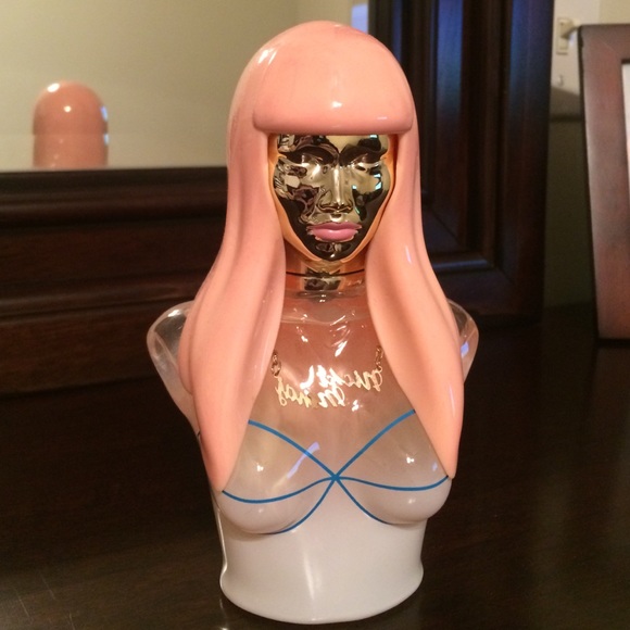 Nicki Minaj perfume