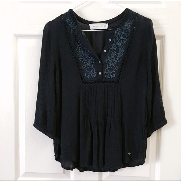 Surprisingly Sexy Navy Floral Embroidery Top