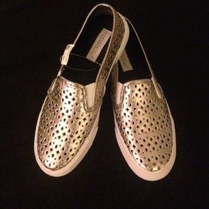 Slip On Canvas Shoes