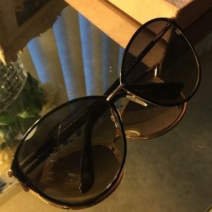 Tom Ford cateye sunglasses black