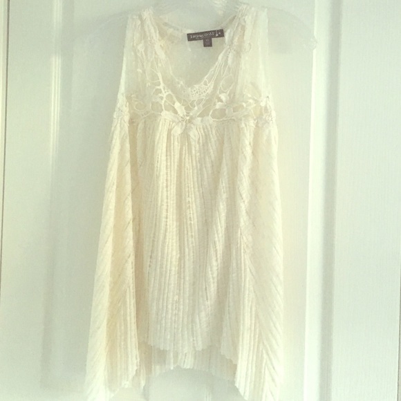 ✨ lovely vintage tank ✨