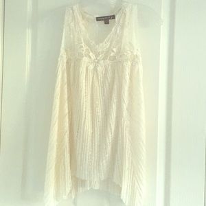 ✨ lovely vintage tank ✨