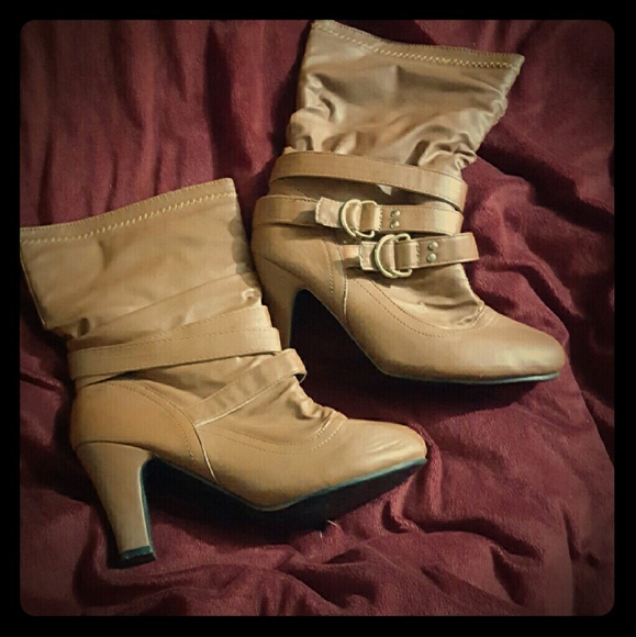 Heeled boots