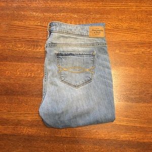 Light wash Skinny jeans