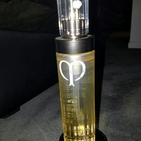 Cle de peau Lotion