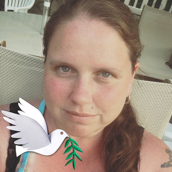 Meet your Posher, Stefanie - Picture 1 of 1