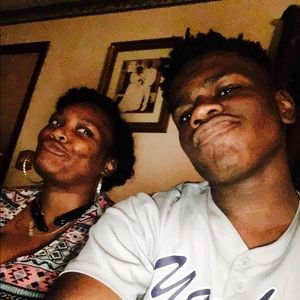 Meet your Posher, Lakeshia