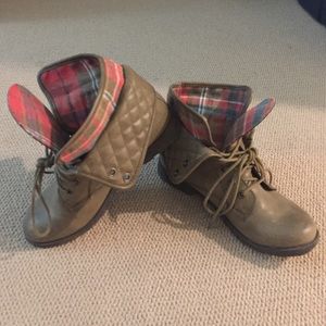 Women's boots