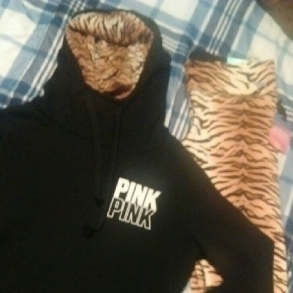 Nwt pink tiger ultimate leggings and matching hood