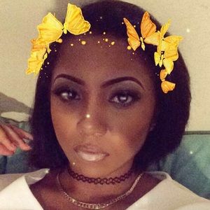 Meet your Posher, Trechelle