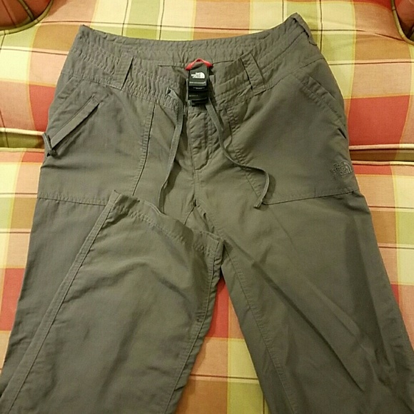 The North Face Size 4 Cargo type pants